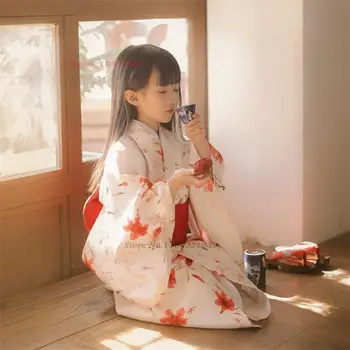 2024 laste kimono vintage kleit jaapani yukata hommikumantel riiklike flower print haori jaapanis ühtne cosplay kostüüm pool kleit